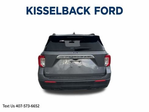 Certified 2021 Ford Explorer XLT image 4