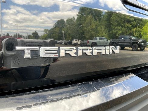 Used 2019 GMC Terrain SLT w/ Preferred Package AWD/4WD image 24
