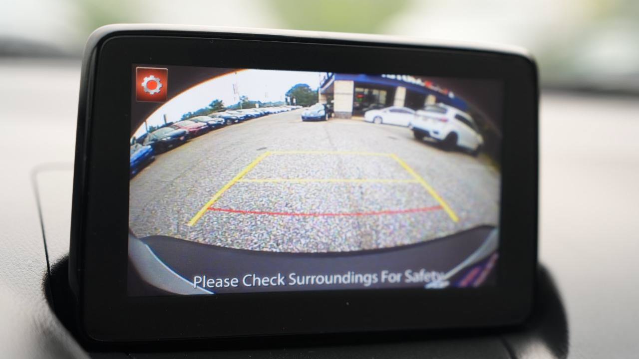 Used 2018 MAZDA CX-3 Touring w/ Preferred Equipment Package FWD image 18