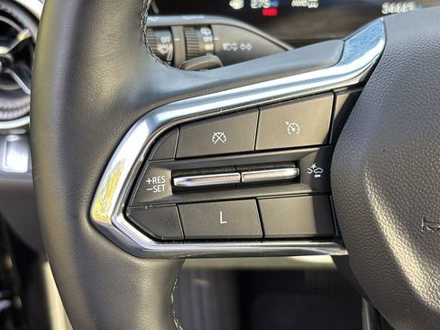 Used 2025 Chevrolet Equinox LT AWD/4WD image 17