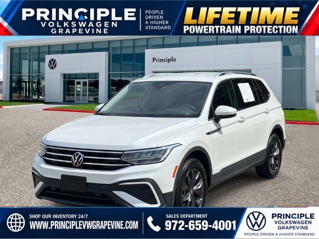 Used 2023 Volkswagen Tiguan SE FWD image 1