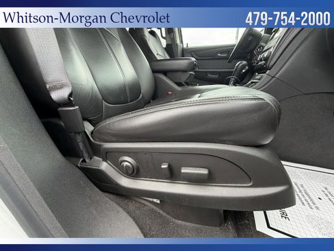Used 2015 Chevrolet Traverse LT image 32