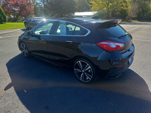 Used 2017 Chevrolet Cruze Premier image 4