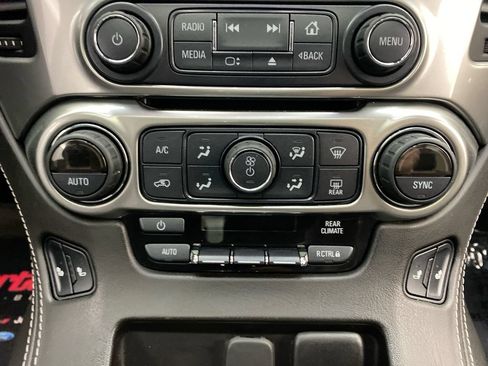 Used 2019 Chevrolet Tahoe LT AWD/4WD image 23