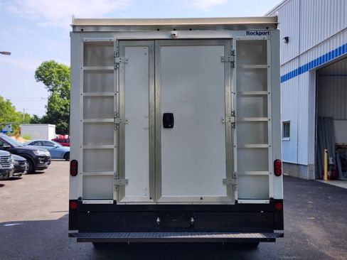 Used 2022 Chevrolet Express 3500 w/ Power Convenience Package RWD image 4