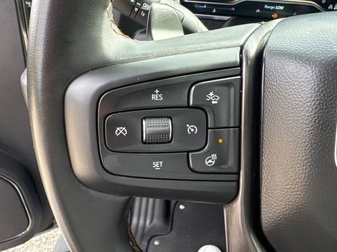 Certified 2025 GMC Sierra 1500 AT4 w/ Technology Package AWD/4WD image 23