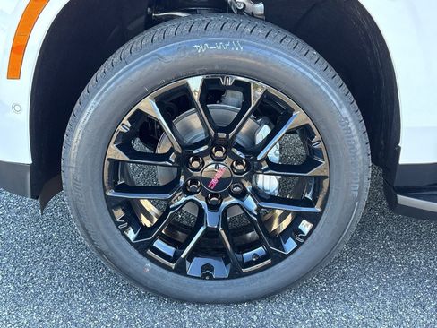 New 2026 GMC Yukon XL Elevation image 36