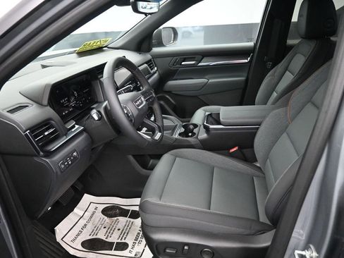 New 2026 GMC Terrain AT4 w/ Technology Package II image 13