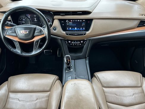 Used 2019 Cadillac XT5 Platinum image 13