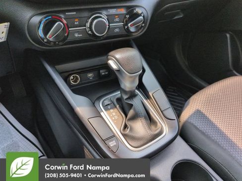 Used 2024 Kia Soul LX w/ Option Group 015 FWD image 18