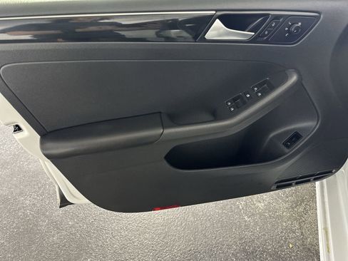 Used 2018 Volkswagen Jetta Sport image 29