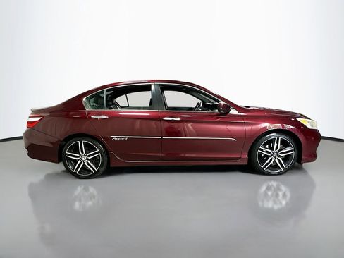 Used 2016 Honda Accord Sport image 9