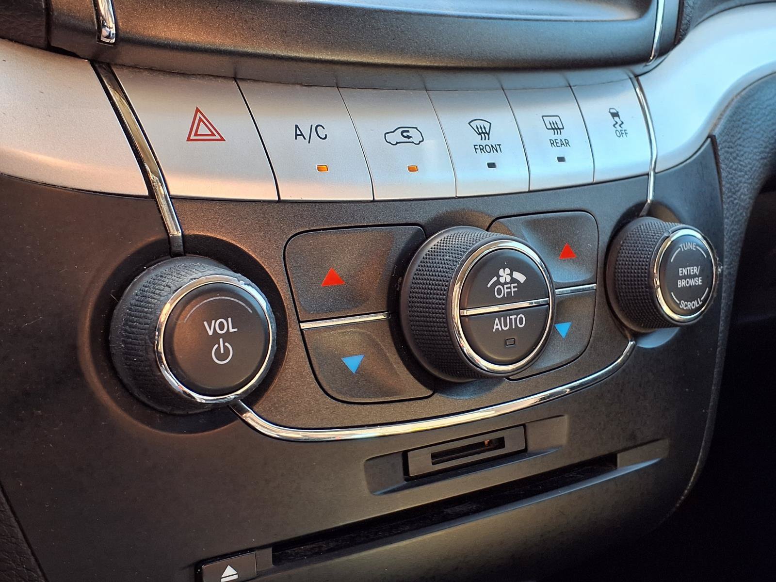 Used 2014 Dodge Journey SXT w/ Quick Order Package 22C FWD image 24