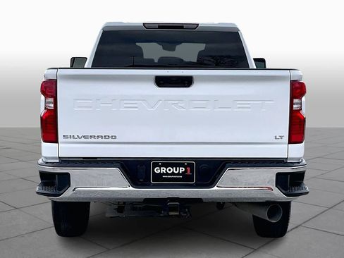Used 2025 Chevrolet Silverado 2500 LT w/ Convenience Package image 5