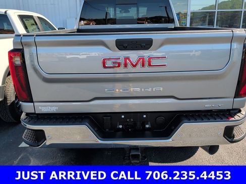 Used 2025 GMC Sierra 2500 SLT w/ SLT Premium Package image 6