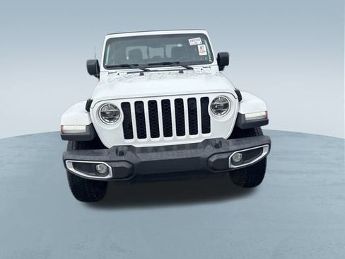 Used 2022 Jeep Gladiator Sport image 2