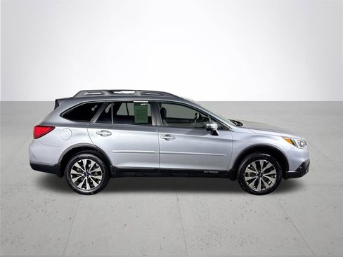 Used 2015 Subaru Outback 2.5i Limited image 5