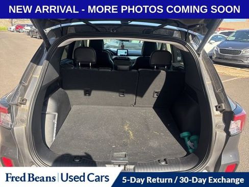 Used 2022 Ford Escape SEL image 7