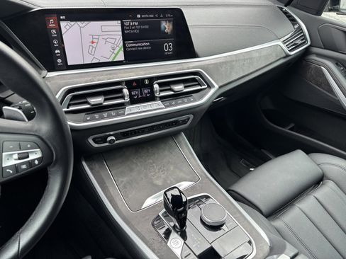 Used 2022 BMW X5 xDrive40i w/ Premium Package image 14