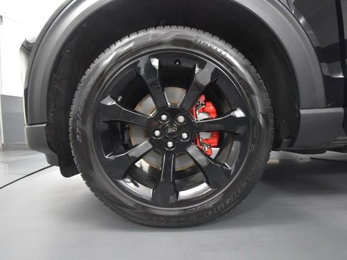 Used 2024 Ford Explorer ST w/ Technology Package image 19