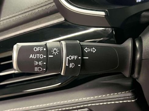 Certified 2022 Acura MDX SH-AWD w/ Advance Package image 20
