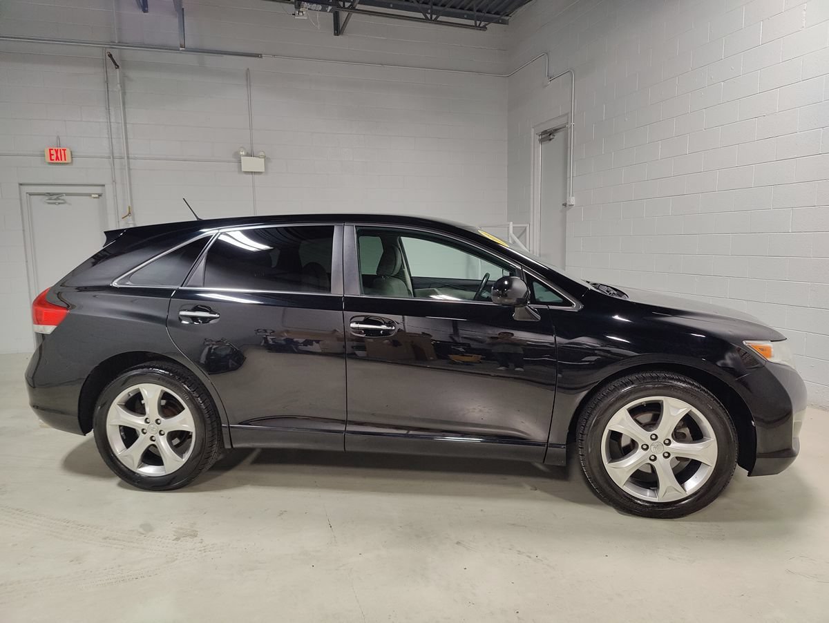 Used 2009 Toyota Venza FWD image 5