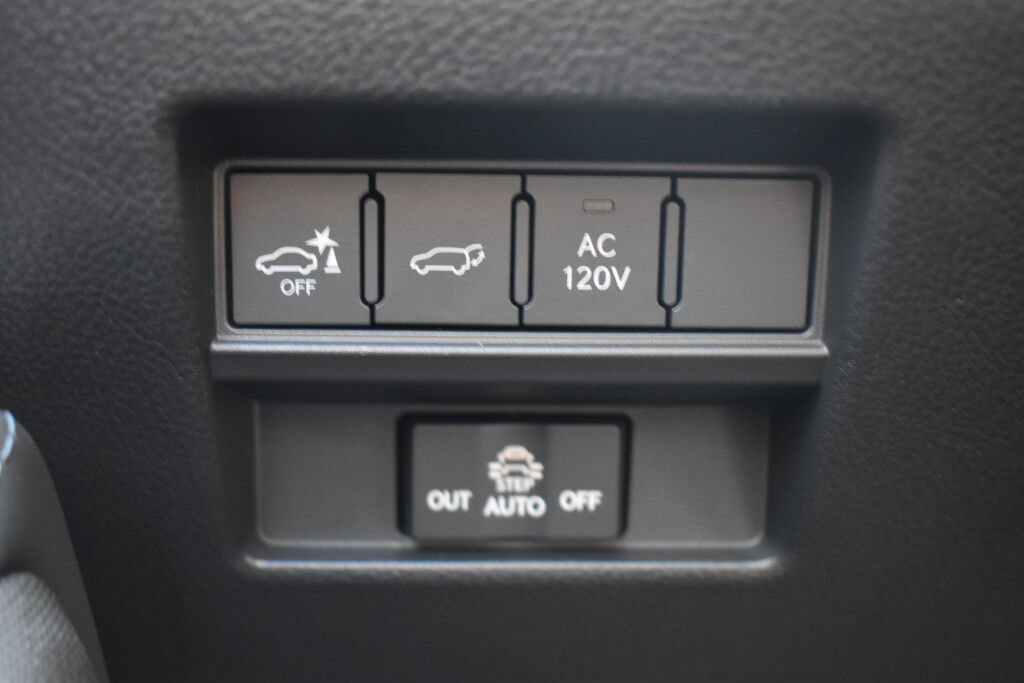 Used 2024 Lexus GX 550 w/ Cold Area Package AWD/4WD image 15