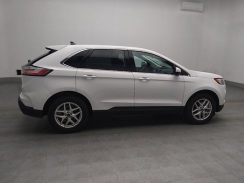 Used 2023 Ford Edge SEL image 10