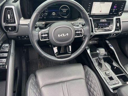 Used 2022 Kia Sorento SX image 39