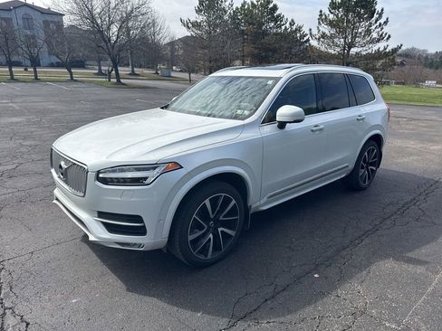 Used 2018 Volvo XC90 T6 Inscription w/ Convenience Package image 3