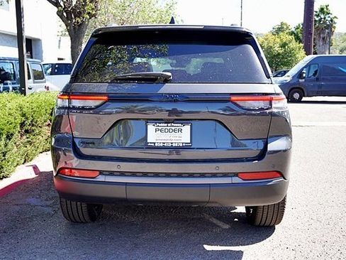 New 2026 Jeep Grand Cherokee Limited w/ Limited Altitude Package image 10
