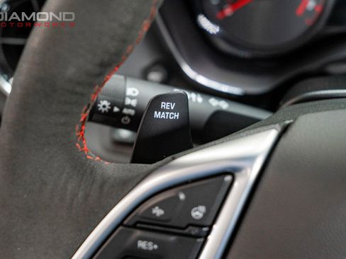 Used 2022 Chevrolet Camaro ZL1 RWD image 81