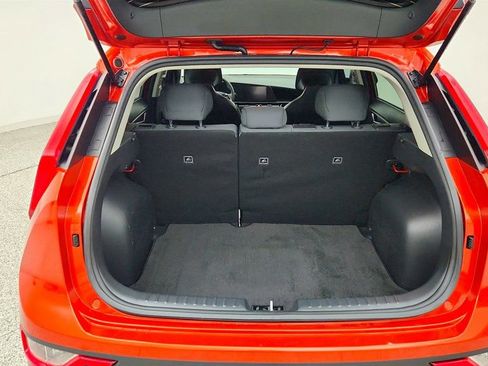 Used 2023 Kia Niro LX FWD image 21