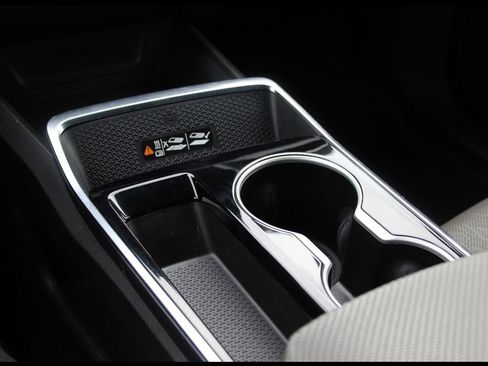 Used 2025 Chevrolet Equinox LT w/ Convenience Package II image 15