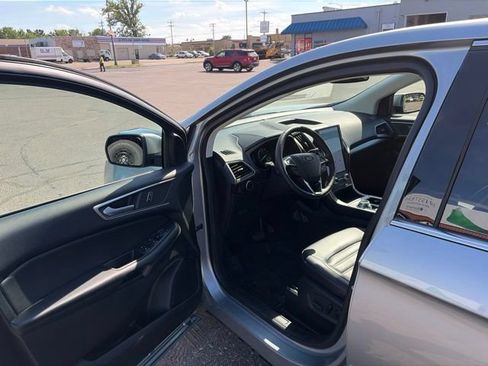 Used 2024 Ford Edge SEL w/ Convenience Package AWD/4WD image 9