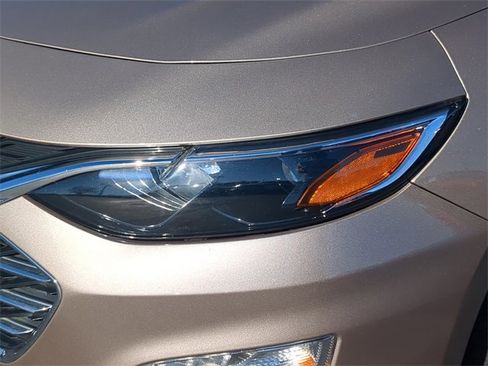 Used 2024 Chevrolet Malibu LT image 10