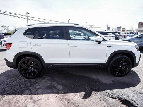 Used 2023 Volkswagen Taos SE w/ Black Wheel Package AWD/4WD image 46