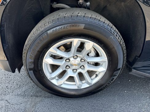 Certified 2025 Chevrolet Tahoe LT AWD/4WD image 9