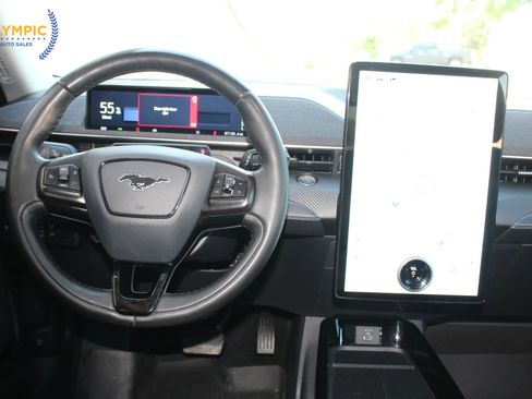 Used 2021 Ford Mustang Mach-E Premium image 18