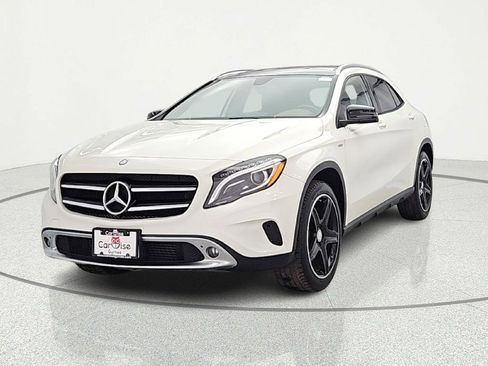 Used 2015 Mercedes-Benz GLA 250 4MATIC image 4