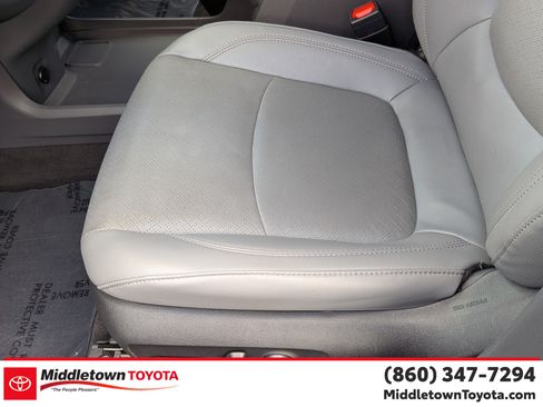 Certified 2024 Toyota Sienna Limited AWD/4WD image 15