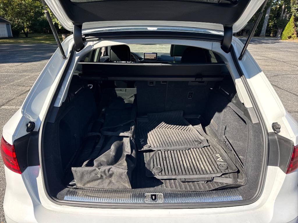 Used 2018 Audi A4 2.0T allroad Premium Plus AWD/4WD image 6