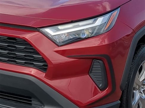 Used 2023 Toyota RAV4 XLE w/ Convenience Package image 10