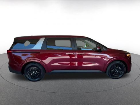 Used 2026 Kia Carnival FWD image 16