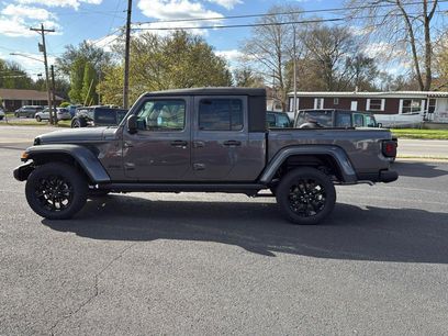 New 2025 Jeep Gladiator Sport