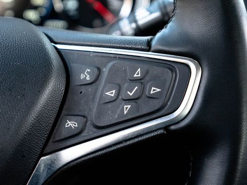 Used 2024 Chevrolet Malibu LT FWD image 17