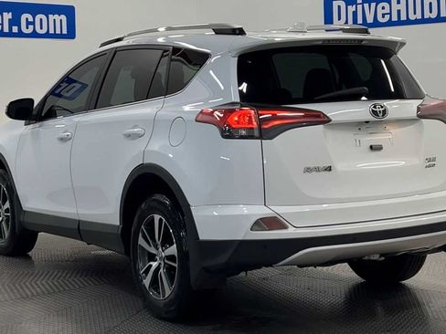 Used 2016 Toyota RAV4 XLE w/ Convenience Package AWD/4WD image 6