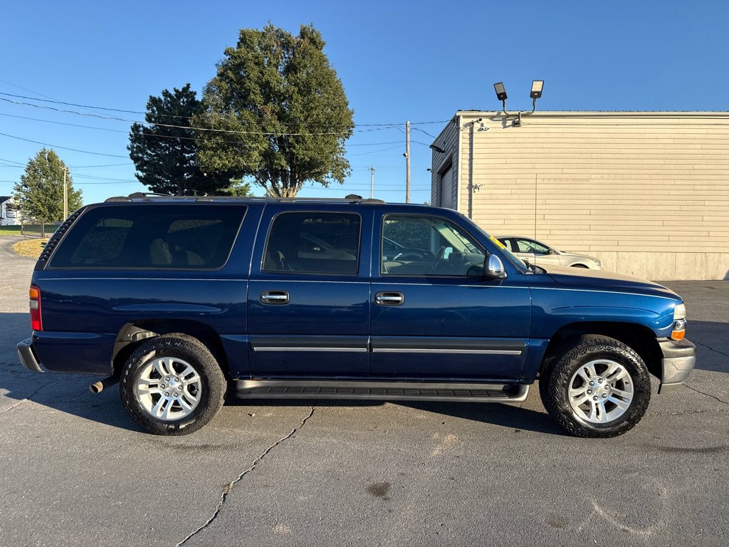 Used 2003 Chevrolet Suburban LS w/ LS Preferred Equipment Group RWD image 5