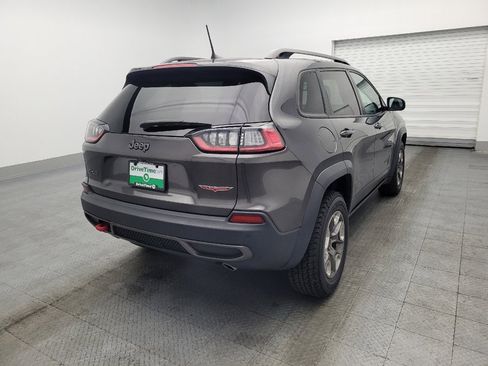 Used 2019 Jeep Cherokee Trailhawk w/ Cold Weather Group image 9