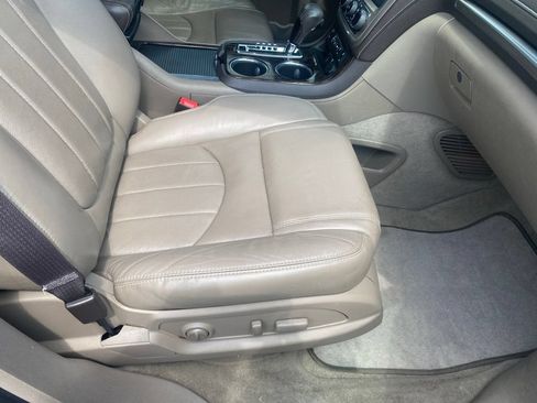 Used 2015 GMC Acadia Denali AWD/4WD image 23